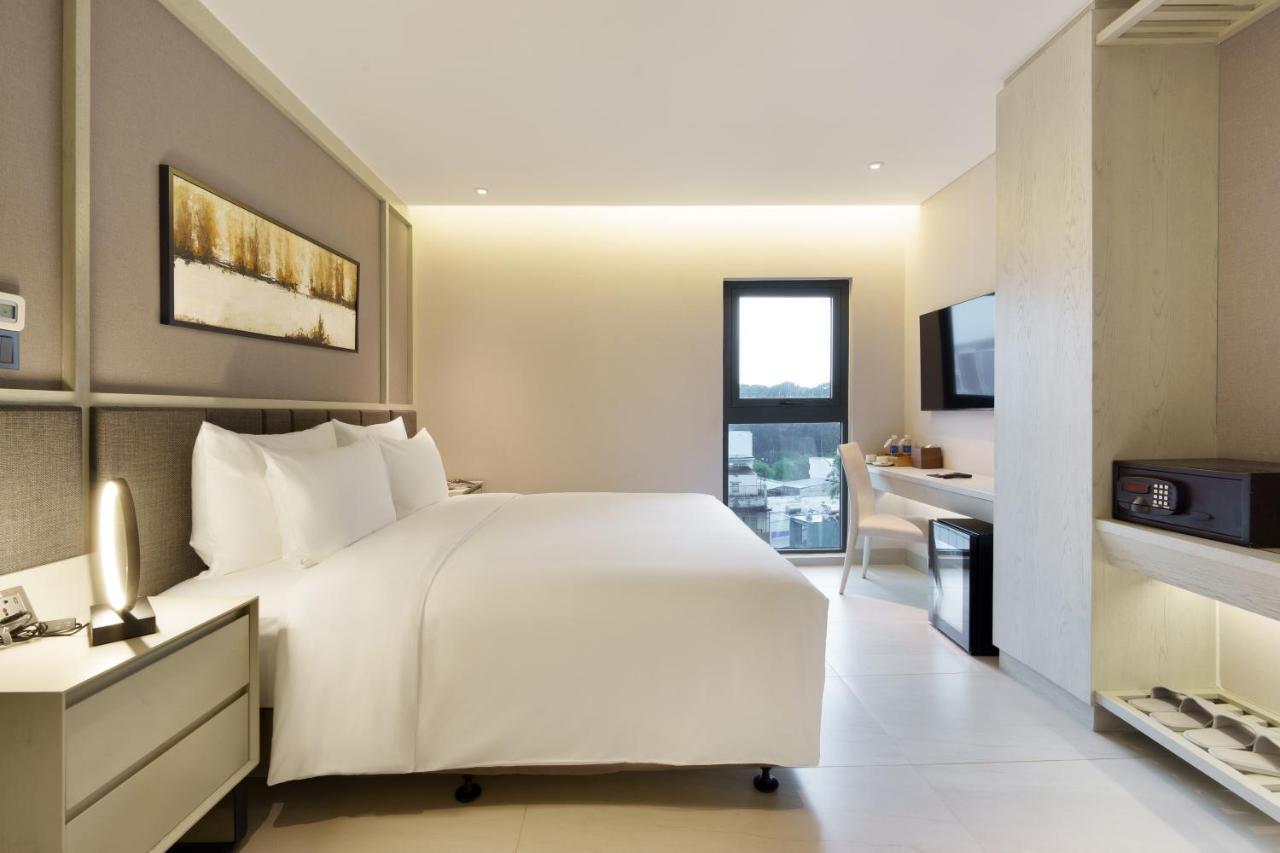 M City Hotel Saigon Ho Chi Minh-staden Exteriör bild