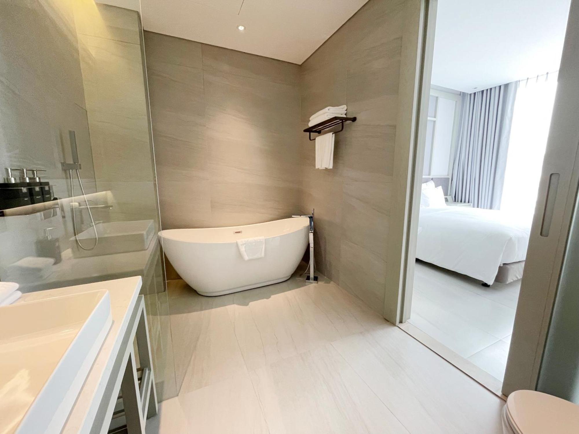 M City Hotel Saigon Ho Chi Minh-staden Exteriör bild